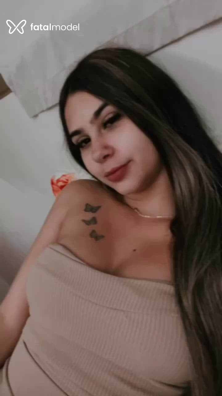 Acompanhante mulher morena (o) de olhos mel - Mirela Neves