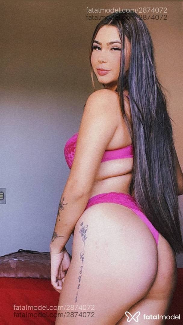 Acompanhante mulher morena (o) de olhos mel - Heloísa Vicente