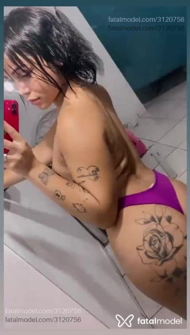 Acompanhante mulher trans com cabelo castanho de olhos pretos em Boa Vista - Valentina