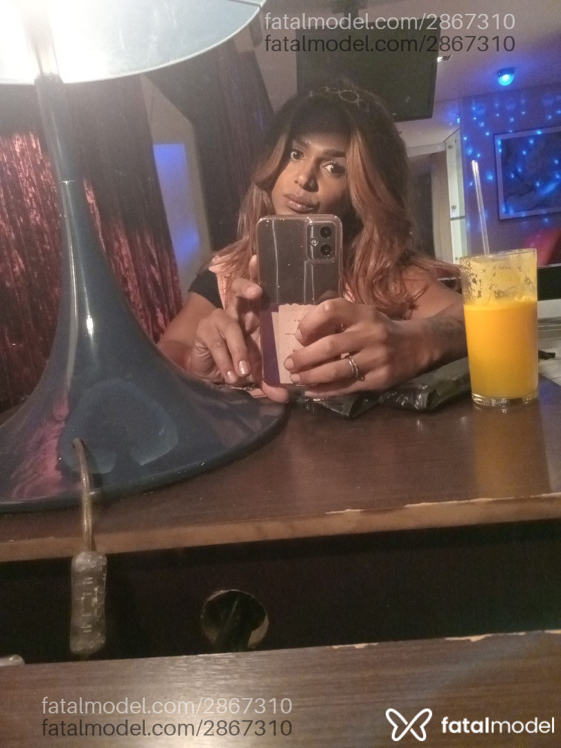 Acompanhante mulher trans loira (o) de olhos castanhos em Caçapava - Amanda Julha Paz