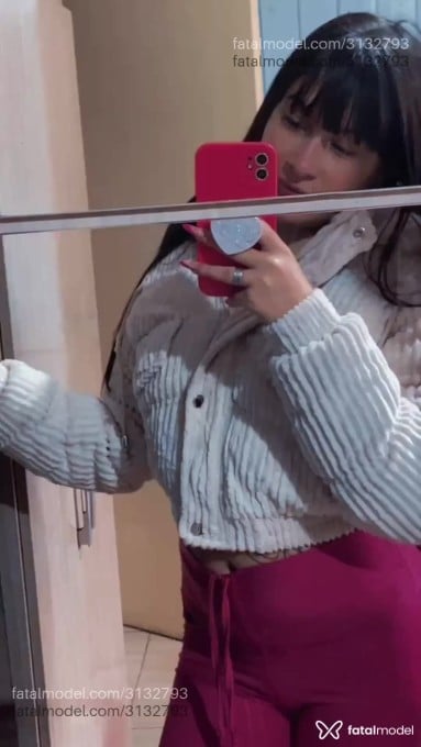 Acompanhante mulher com cabelo castanho de olhos verdes em Quedas do Iguaçu Acompanhante mulher com cabelo castanho de olhos verdes em Quedas do Iguaçu - Jade Larissa