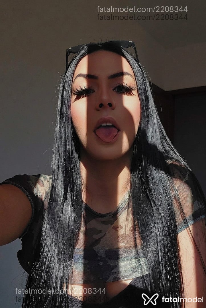 Acompanhante mulher trans morena (o) de olhos castanhos em Caxias do Sul - Ellen Sanches