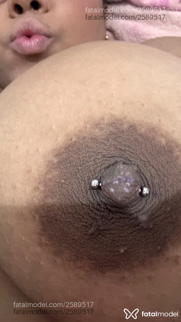 Acompanhante mulher morena (o) de olhos pretos em Virtual - Domme