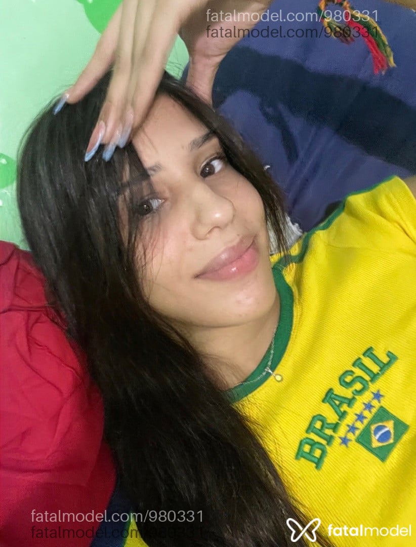 Acompanhante mulher trans ruiva (o) de olhos castanhos em Rio de Janeiro - Aninha