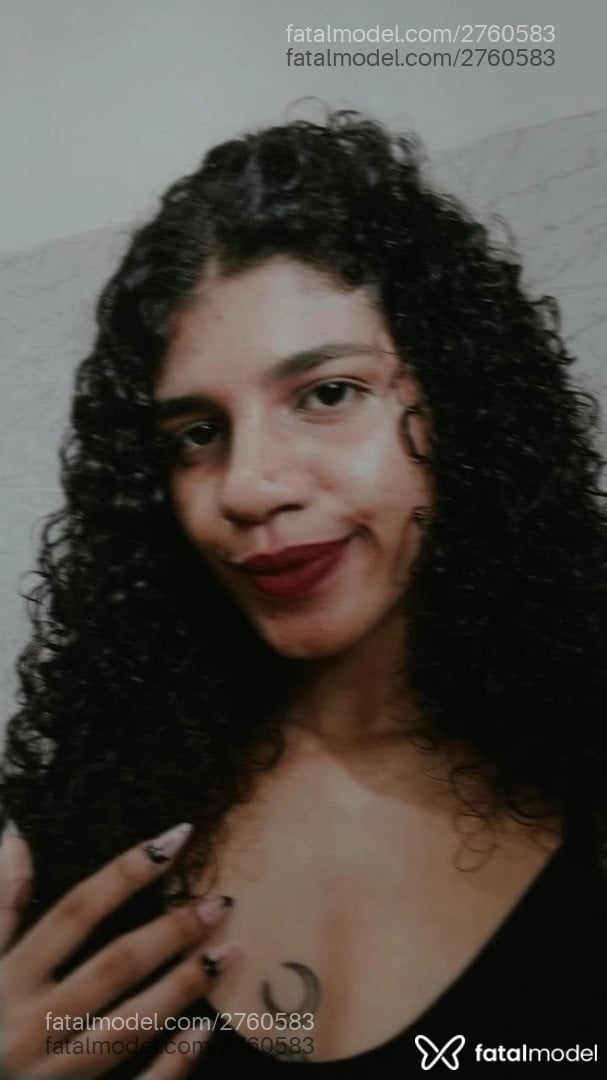 Acompanhante mulher com cabelo castanho de olhos castanhos em Rio de Janeiro - Cherry