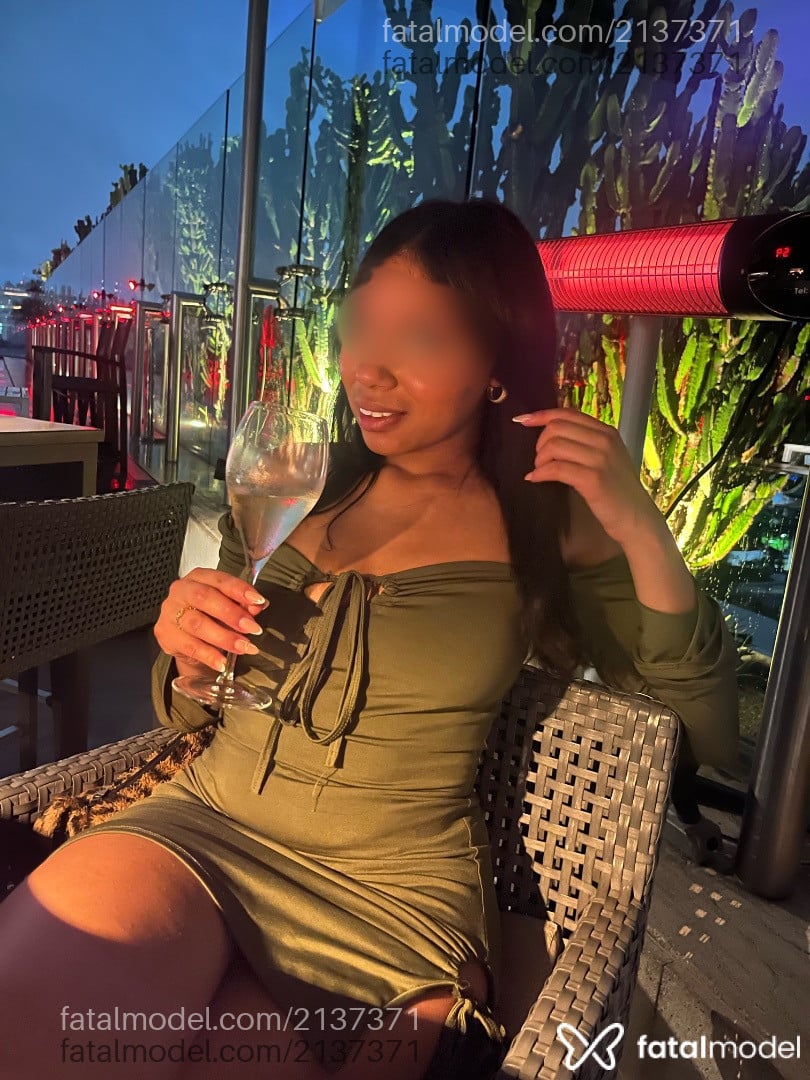 Acompanhante mulher com cabelo castanho de olhos pretos em São Paulo - Thayane Anahí