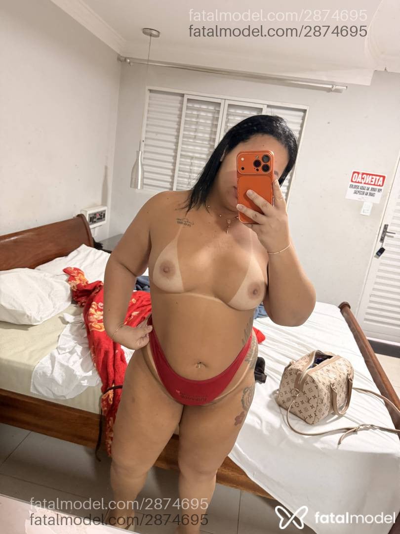 Acompanhante mulher morena (o) de olhos castanhos - Luiza Neves