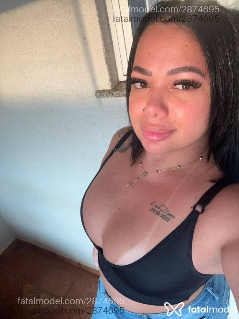 Acompanhante mulher morena (o) de olhos castanhos - Luiza Neves