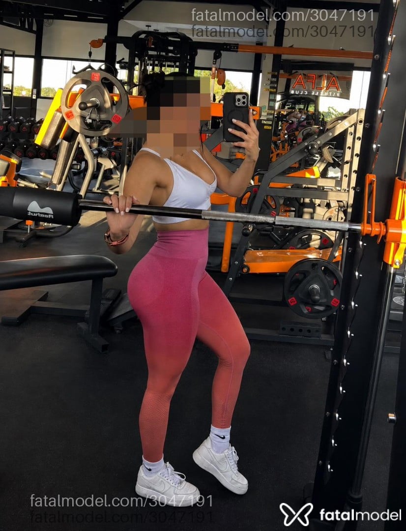 Acompanhante mulher morena (o) de olhos castanhos em Guanambi - Thalita