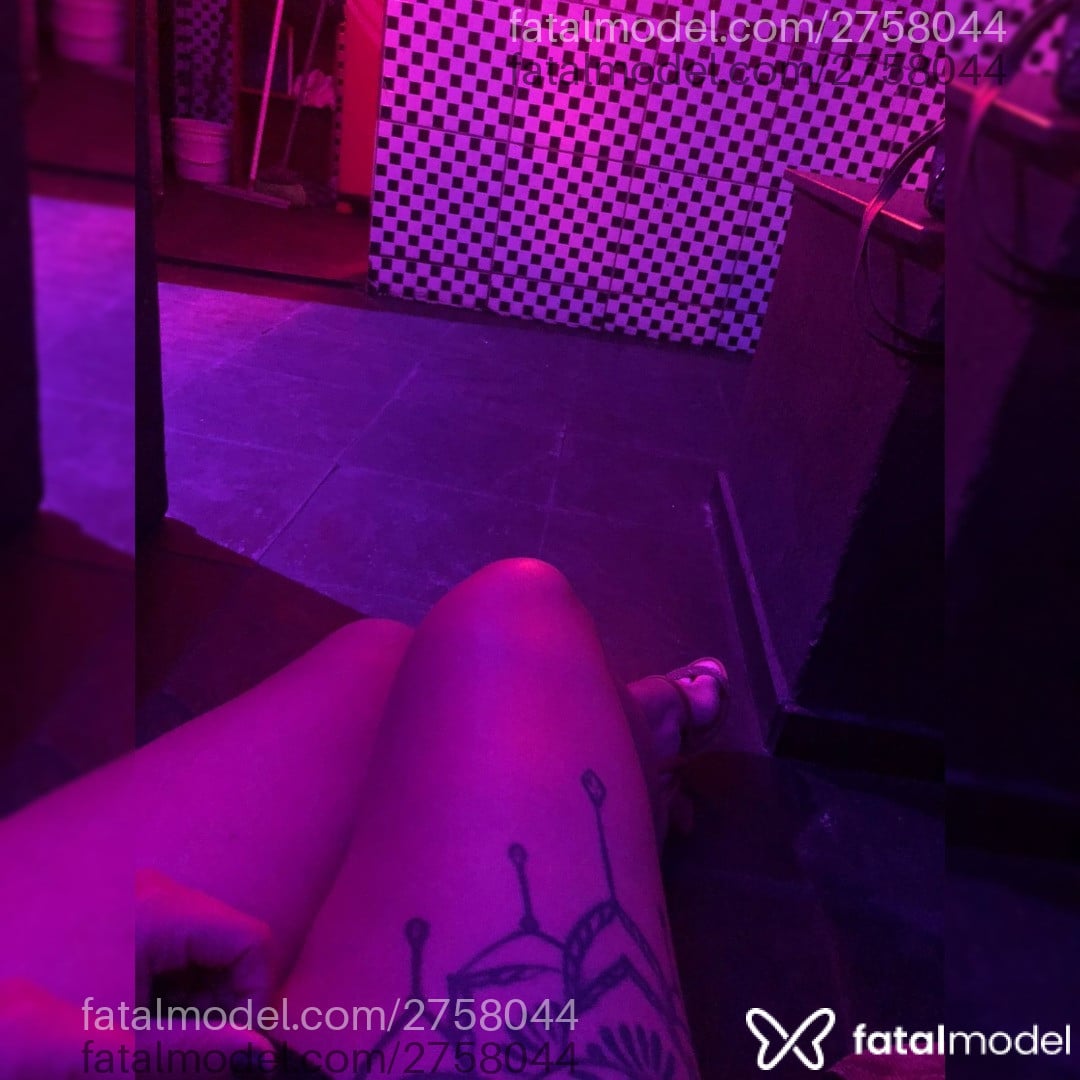 Acompanhante mulher morena (o) de olhos mel em Uberlândia - Diana Silva