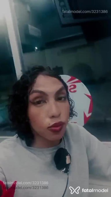 Acompanhante mulher trans morena (o) de olhos castanhos em Virtual - Borges