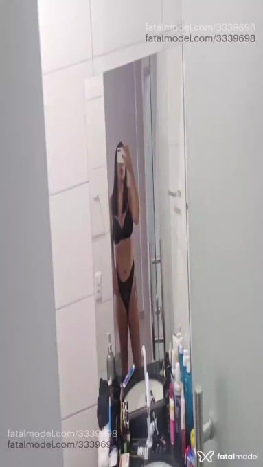 Acompanhante mulher loira (o) de olhos castanhos em Canaã dos Carajás - Ellyy