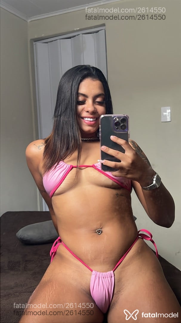 Acompanhante mulher com cabelo castanho de olhos castanhos em Rio de Janeiro - Vivi