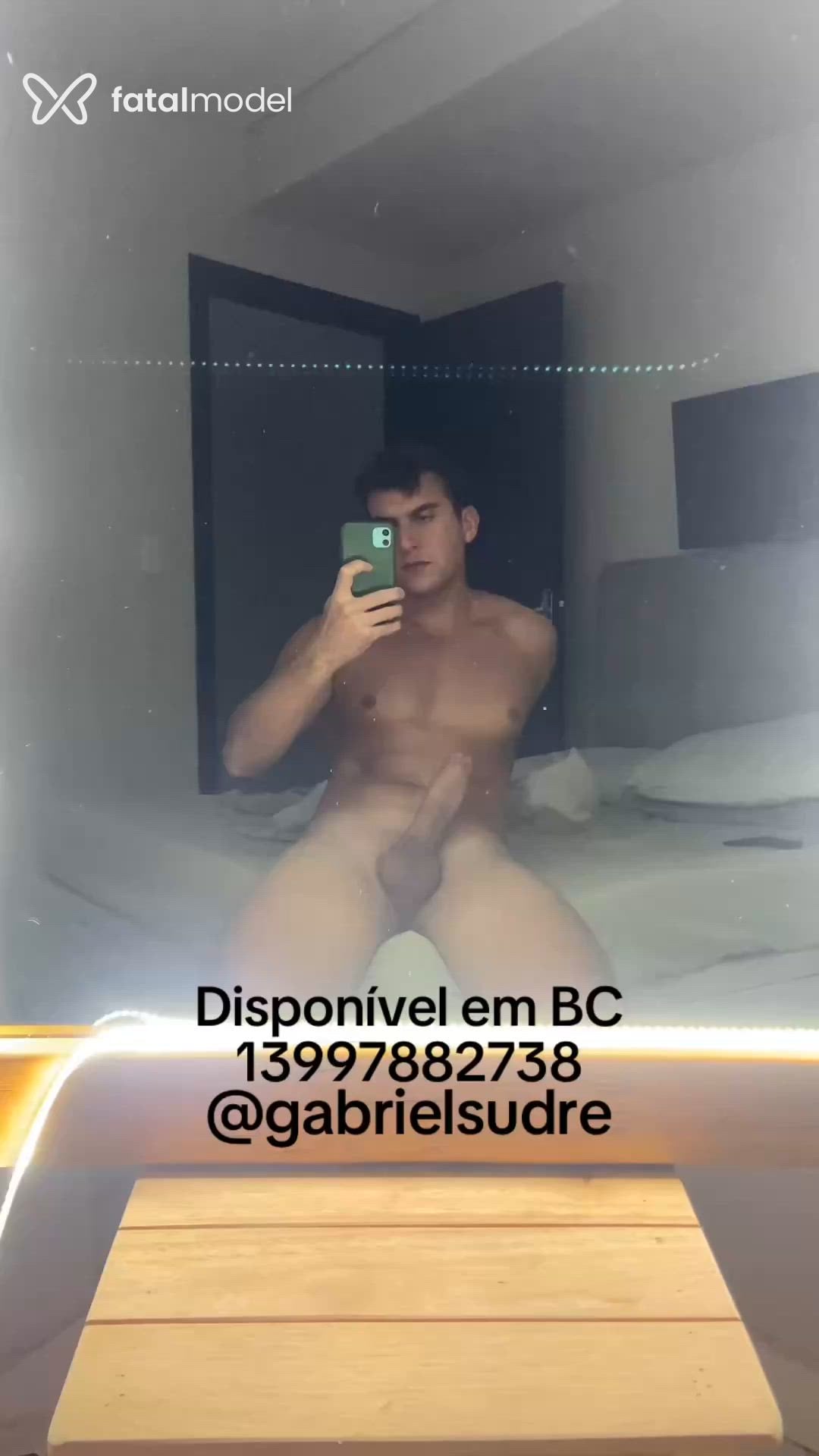 Acompanhante homem com cabelo castanho de olhos castanhos - Gabriel Sudré