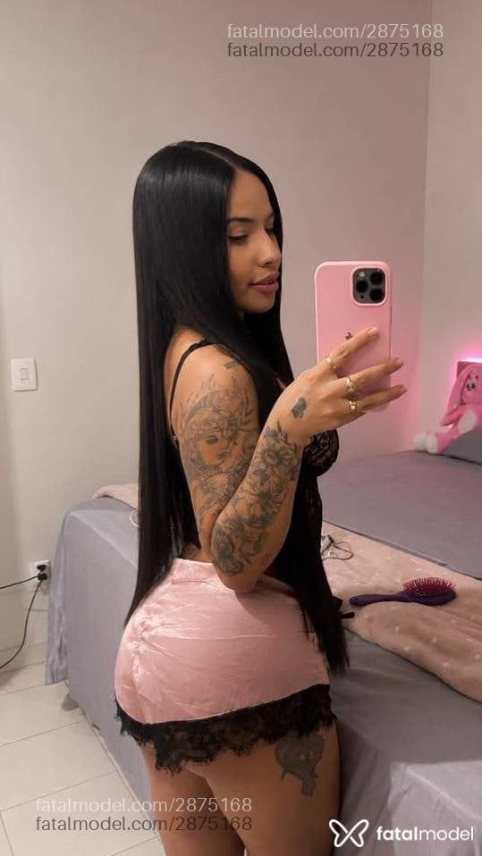Acompanhante mulher com cabelo castanho de olhos castanhos - Tainá