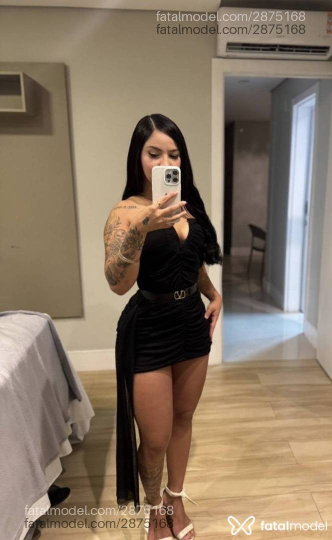 Acompanhante mulher com cabelo castanho de olhos castanhos em Balneário Camboriú - Tainá