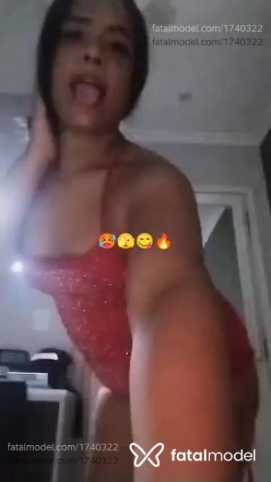 Acompanhante mulher trans morena (o) de olhos pretos em Torres - Morenaespetacular