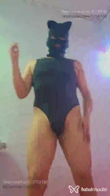 Acompanhante homem morena (o) de olhos castanhos em Virtual - Alexis Morgan