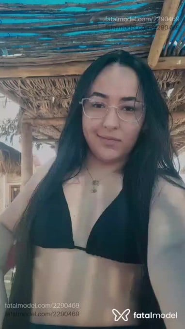 Acompanhante mulher morena (o) de olhos castanhos - Emilly Acompanhante mulher morena (o) de olhos castanhos - Emilly