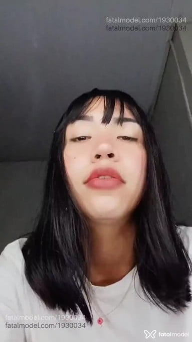 Acompanhante mulher com cabelo castanho de olhos castanhos em Ananindeua Acompanhante mulher com cabelo castanho de olhos castanhos em Ananindeua - Heren Gabryella