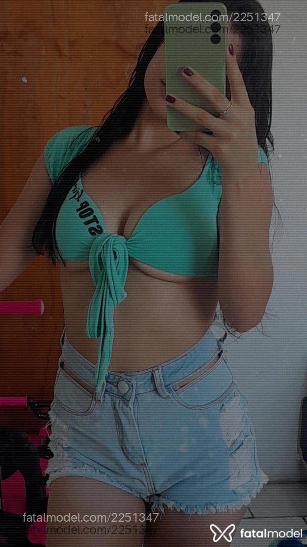 Acompanhante mulher morena (o) de olhos castanhos em Sapiranga - Morena