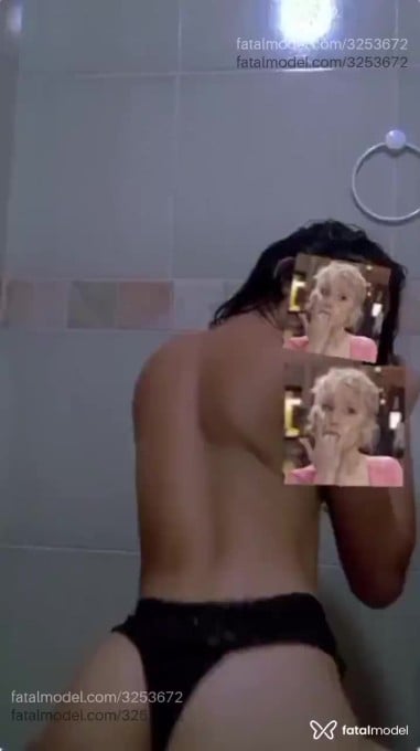 Acompanhante mulher morena (o) de olhos castanhos em Virtual Acompanhante mulher morena (o) de olhos castanhos em Virtual - Aninha
