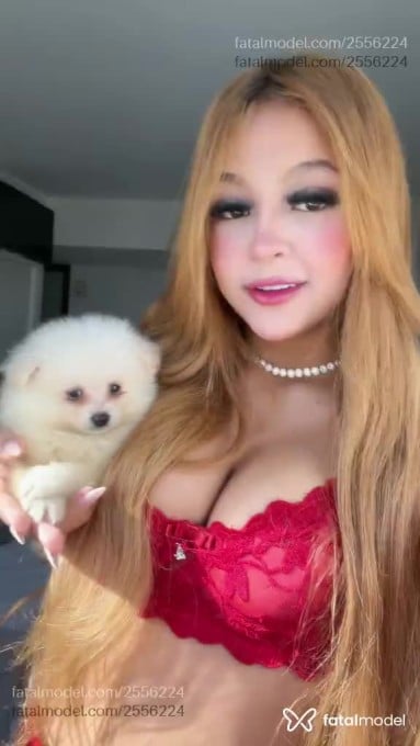 Acompanhante mulher loira (o) de olhos verdes em Belo Horizonte - Gabi Karr