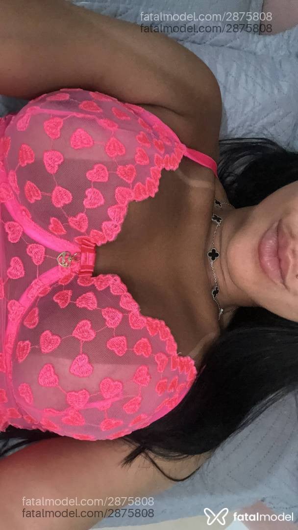 Acompanhante mulher morena (o) de olhos castanhos - Melissa