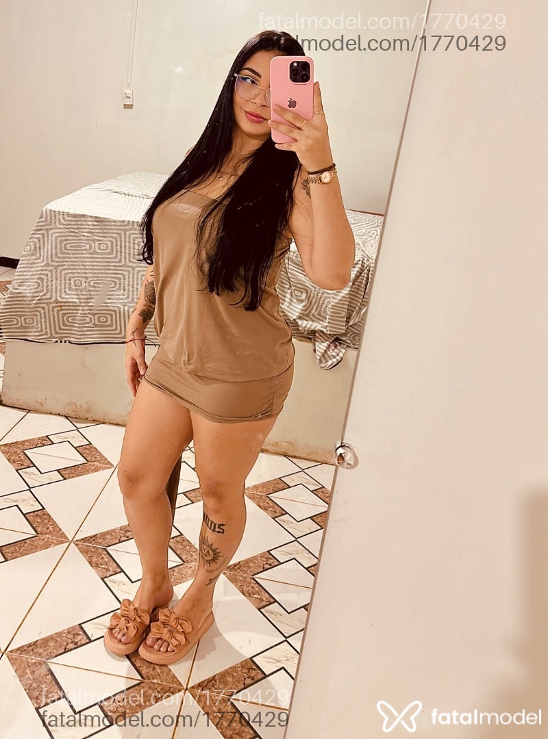Acompanhante mulher morena (o) de olhos pretos em Presidente Dutra - Erikinha