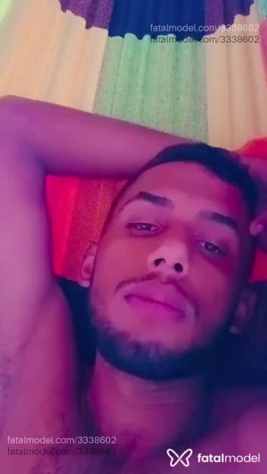 Acompanhante homem morena (o) de olhos castanhos em Virtual - Lima Lima