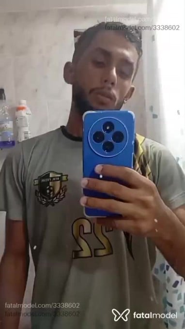 Acompanhante homem morena (o) de olhos castanhos em Virtual - Lima Lima