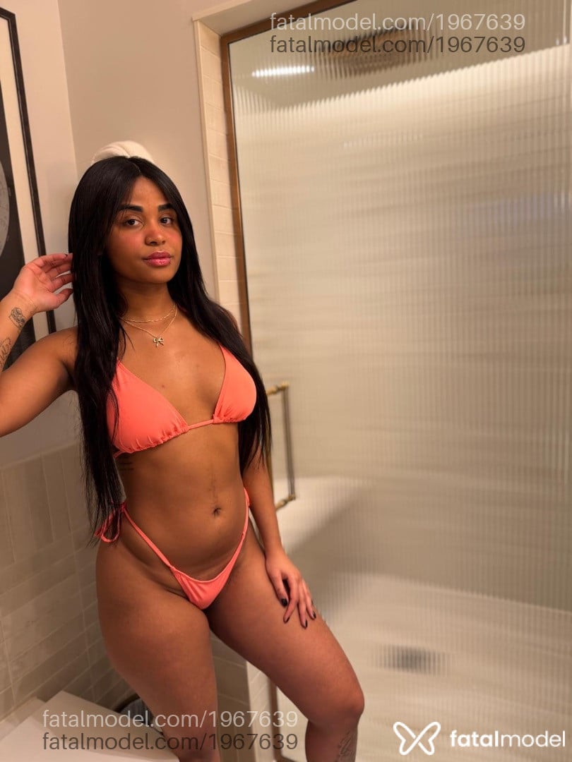 Acompanhante mulher morena (o) de olhos pretos em São Paulo - Mirella ferraz