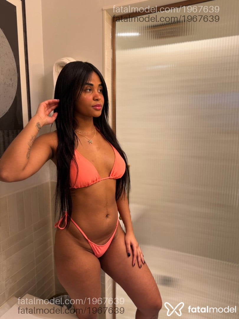 Acompanhante mulher morena (o) de olhos pretos em São Paulo - Mirella ferraz