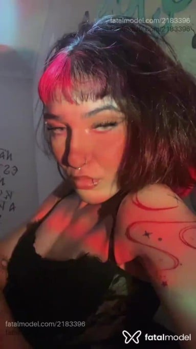 Acompanhante mulher morena (o) de olhos cinza em Campinas - Jade Grespan