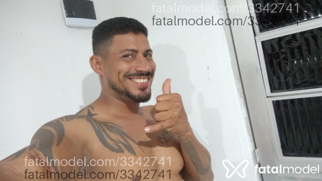 Acompanhante homem morena (o) de olhos castanhos - Jhony Acompanhante homem morena (o) de olhos castanhos - Jhony