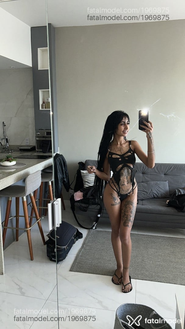 Acompanhante mulher morena (o) de olhos pretos em Brasília - Lua