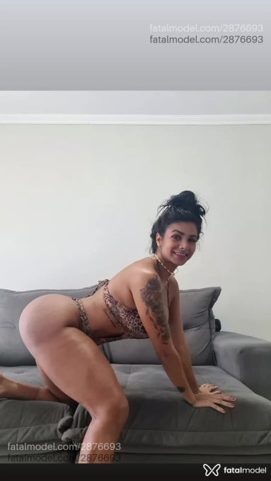 Acompanhante mulher morena (o) de olhos pretos em Alfenas - Babi Santos
