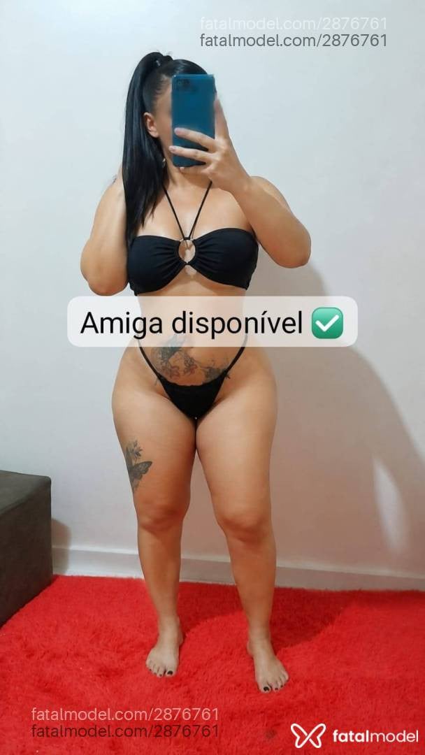 Acompanhante mulher morena (o) de olhos pretos - Giovanna
