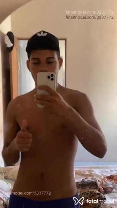 Acompanhante homem morena (o) de olhos castanhos em Vila Velha - Luan Pietro