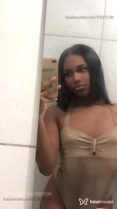 Acompanhante mulher trans morena (o) de olhos castanhos em São Paulo - Victoria Lemos