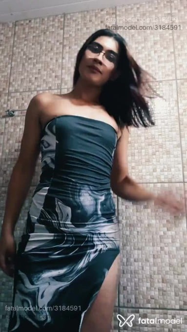 Acompanhante mulher trans com cabelo castanho de olhos mel em Alvorada do Sul Acompanhante mulher trans com cabelo castanho de olhos mel em Alvorada do Sul - Isis Raphaella
