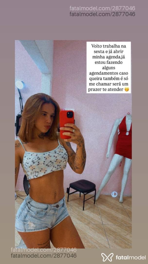 Acompanhante mulher com cabelo castanho de olhos castanhos - Brenda Falca