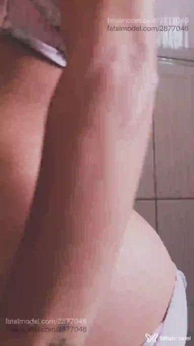 Acompanhante mulher com cabelo castanho de olhos castanhos em Belo Horizonte Acompanhante mulher com cabelo castanho de olhos castanhos em Belo Horizonte - Brenda Falca