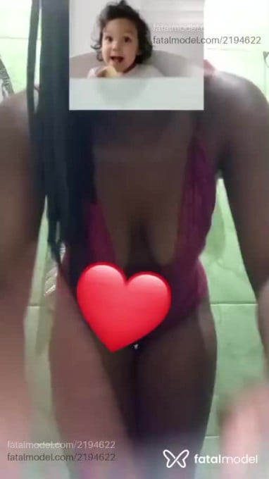 Acompanhante mulher morena (o) de olhos pretos em Florianópolis - Pricesinha