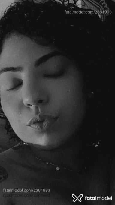 Acompanhante mulher morena (o) de olhos castanhos em Itapagipe Acompanhante mulher morena (o) de olhos castanhos em Itapagipe - Kauanny Fazio