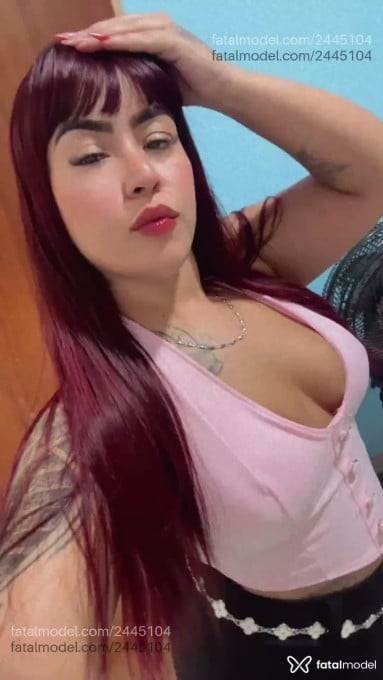 Acompanhante mulher ruiva (o) de olhos castanhos em Inocência - Nay