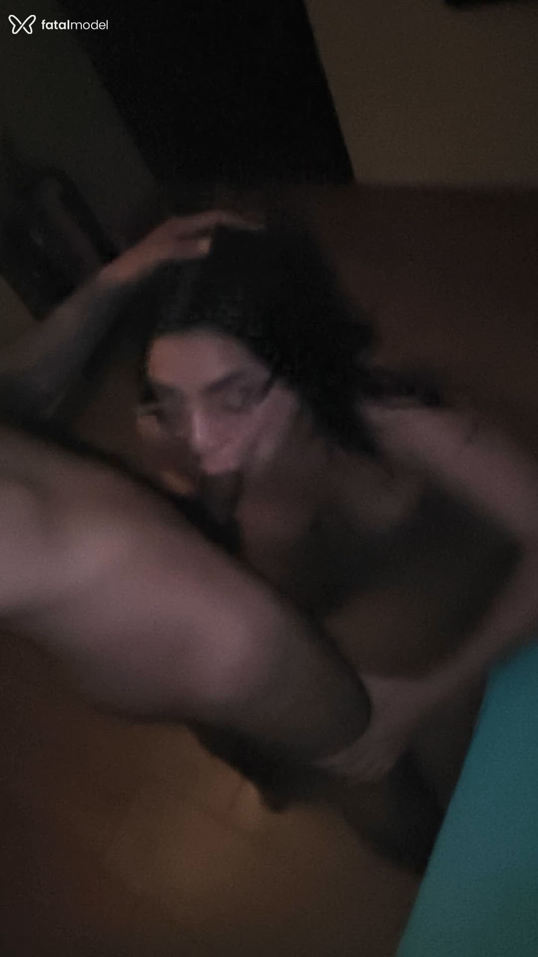Acompanhante mulher trans morena (o) de olhos castanhos - Alice Medeiros