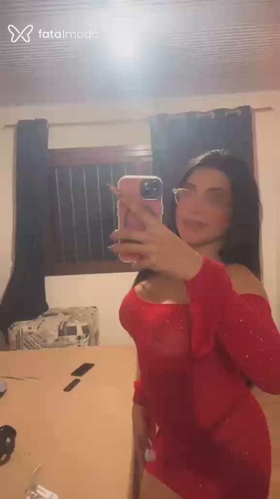 Acompanhante mulher trans morena (o) de olhos castanhos - Alice Medeiros