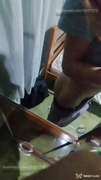 Acompanhante homem com cabelo castanho de olhos castanhos em Jaru - Twink