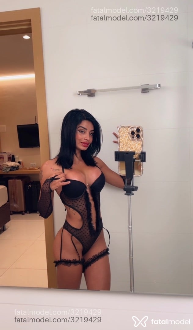 Acompanhante mulher morena (o) de olhos castanhos em Goiânia - Melissa